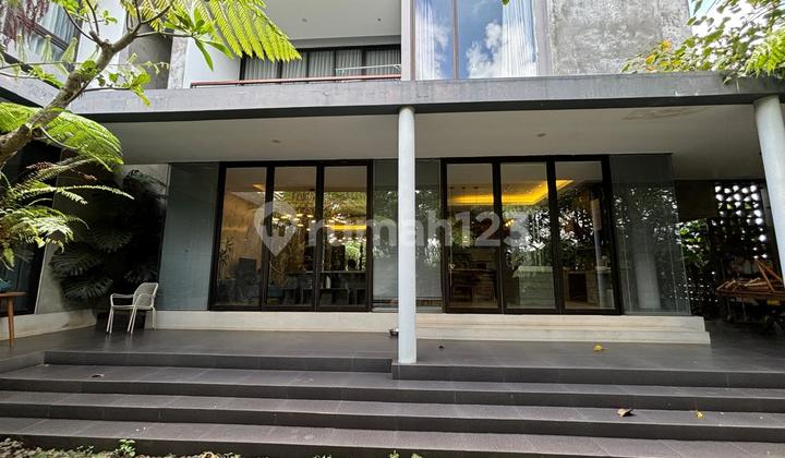 Cheap Sale B U, Restaurant Cafe Diner In Batu Malang 1