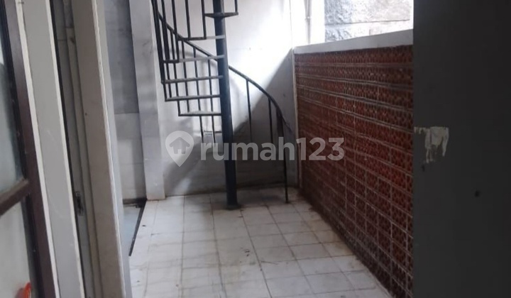 Rumah Daerah Wisma Medokan Selatan Dekat Merr 2