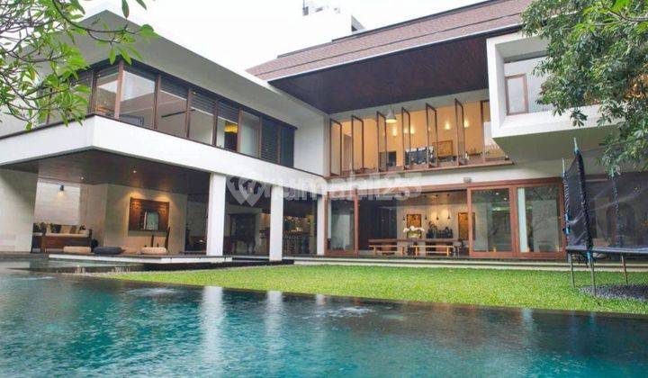 Hot Sale Luxurious House Swimming Pool SHM Pondok Indah Cl 239 1