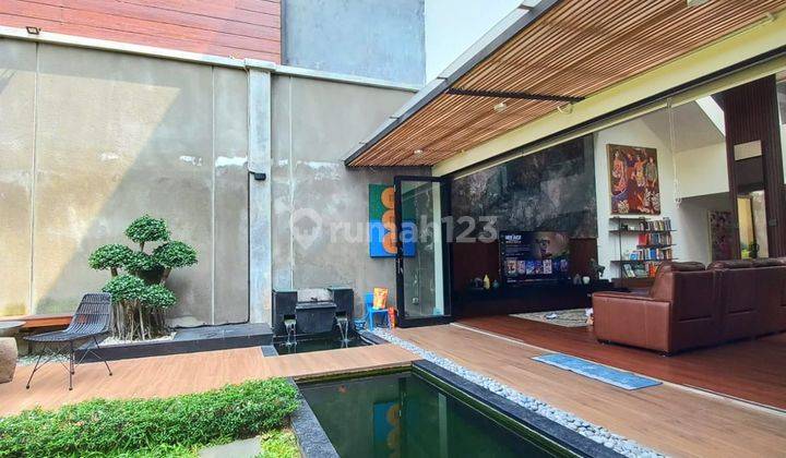 Rumah Baru Bagus 2,5lantai SHM, semi furnished di Bintaro CL182  2