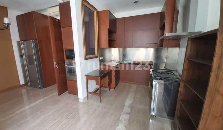  Rumah bagus 2 Lt furnished siap huni di Kemang Jak Sel CL 070  2