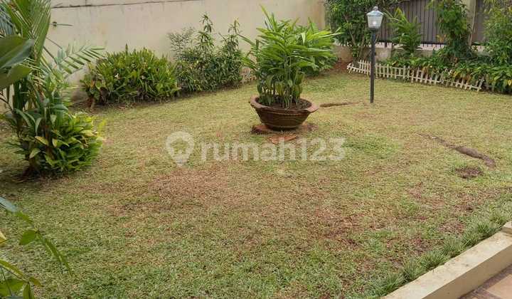 Rumah tanah luas Siap Huni SHM pinggir jalan Di Cinere CL 445