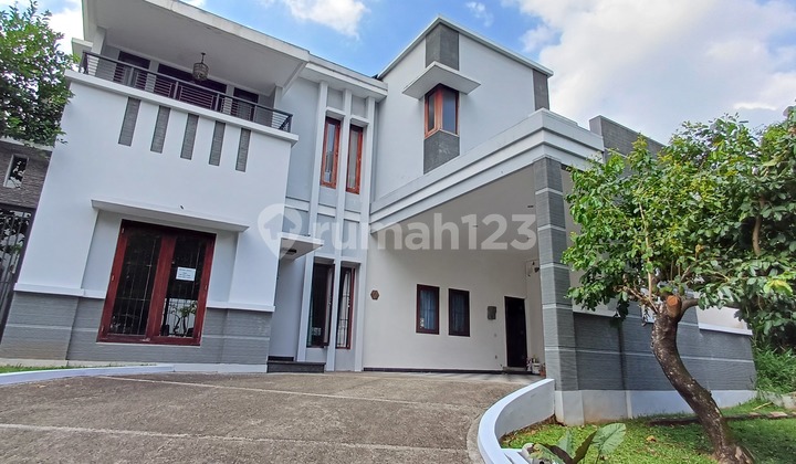HOT SALE Rumah 2lt SHM siap huni di Taman Telaga Golf BSD CL156 
