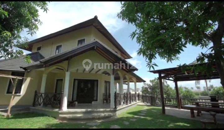 Selling Villa Near Pabean Beach in the Ketewel Area 1