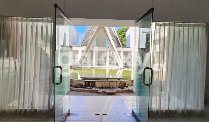 Kuta Badung Building, Bali