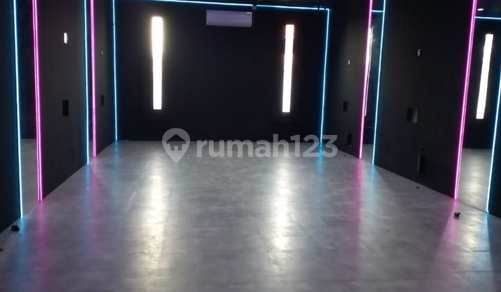 RUKO TIGA LANTAI SETRASARI MALL