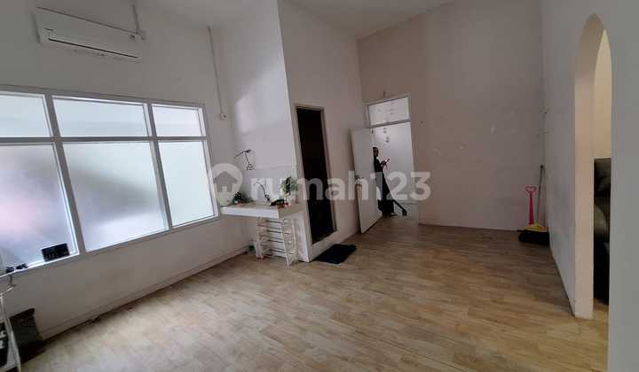 Ruang Usaha Ex Salon Jalan Riau Ruang Usaha Ex Salon Jalan Riau