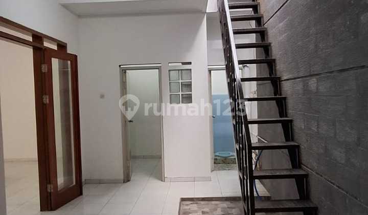 RUMAH SIAP HUNI TAMAN HOLIS RUMAH SIAP HUNI TAMAN HOLIS