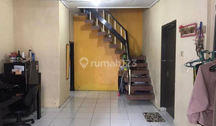 Rumah Dua Lantai Ciumbuleuit Masuk Motor 1