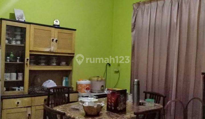 Rumah Dua Lantai Cipedes Tengah 2