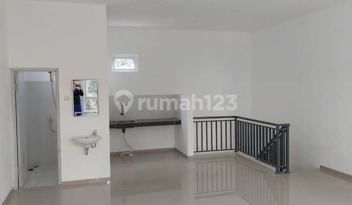 RUKO DUA LANTAI SARIJADI