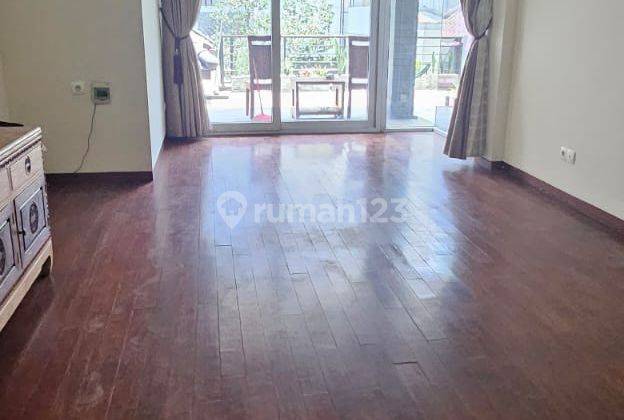 RUMAH DUA LANTAI STRAMURNI 2