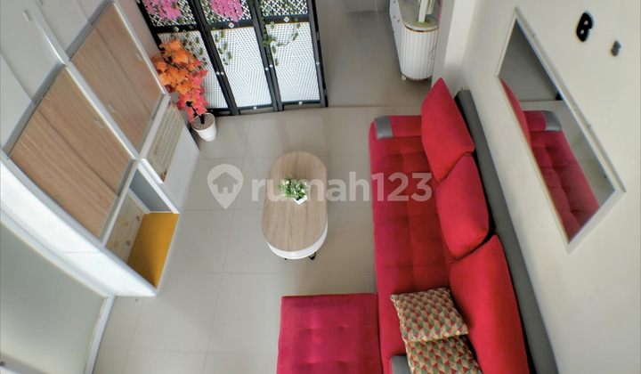  RUMAH TIGA LANTAI CISARANTEN ARCAMANIK