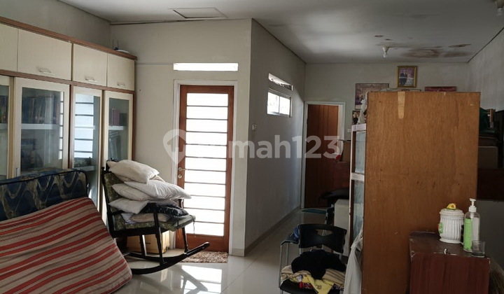 Rumah dan Cafe Sayap Dago 2