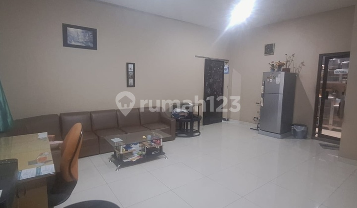 RUMAH DUA LANTAI CIPEDES 2