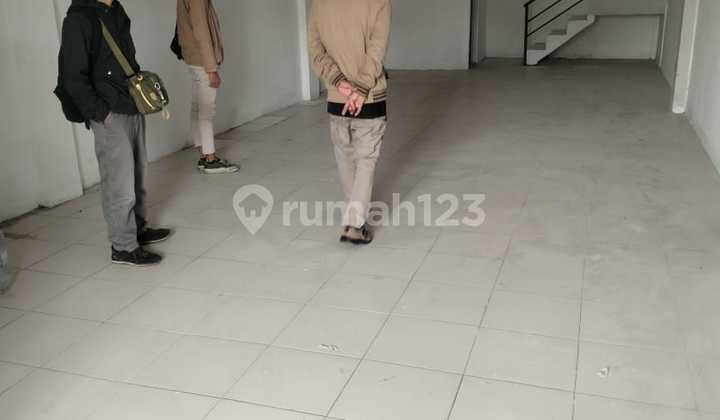  RUKO TIGA LANTAI  JALAN GARUDA BANDUNG. 2