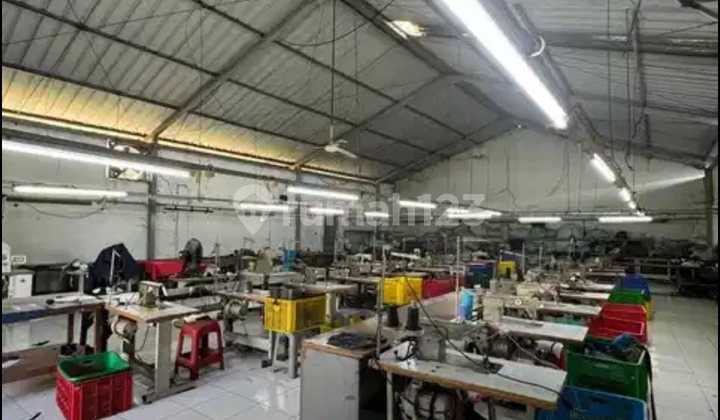 WAREHOUSE EX GARMENT WING CIBADUYUT WAREHOUSE EX GARMENT WING CIBADUYUT