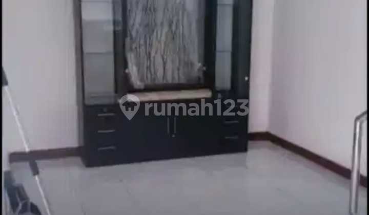 RUMAH SIAP HUNI JALAN KEMBAR BANDUNG. 1