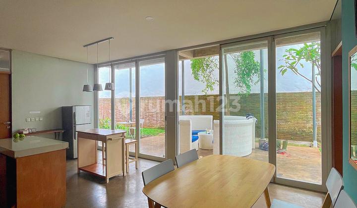 TWO-STORY HOUSE BUKIT SARIWANGI