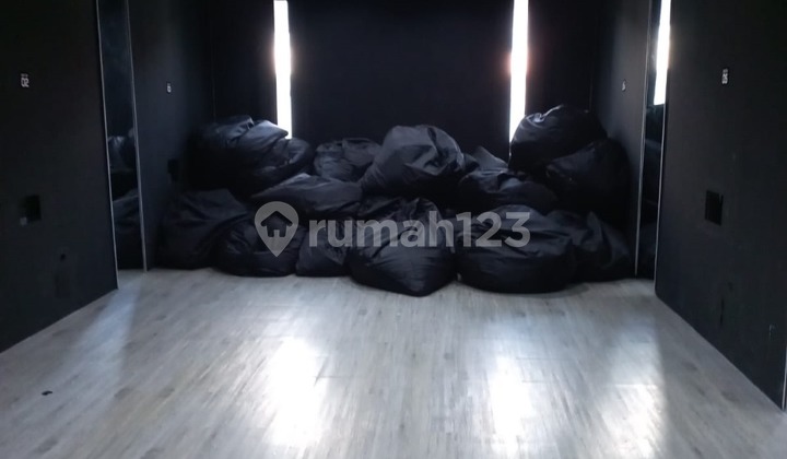 RUKO TIGA LANTAI SETRASARI MALL