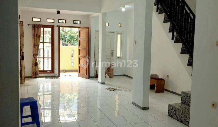 Rumah Dua Lantai Kawasan Pondok Mutiara Cimahi 1