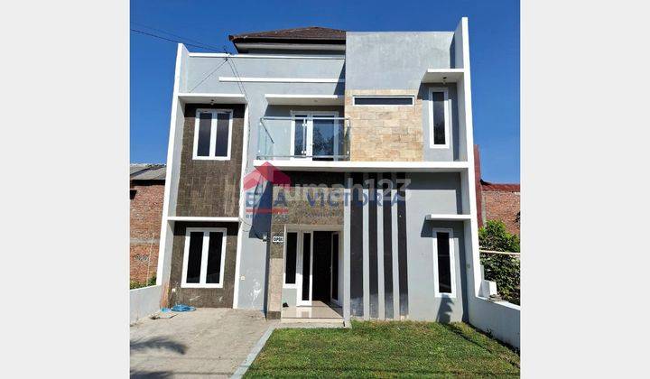Rumah DIJUAL di Bella Mansion Kediri Suasana Tenang dan Aman Bangunan Baru Tersedia Balkon untuk Jemuran di Lantai 2, Dekat Dengan Kantor Kecamatan Ngasem Lebar Jalan Depan ± 6 meter 1