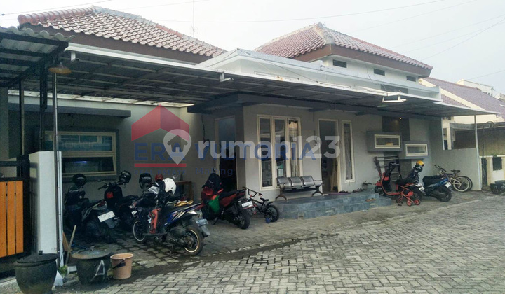 Rumah JUAL Dalam Perumahan One Gate System, Belakang Pabrik Rokok Gudang Garam & Apache Akses Mudah Tengah Kota Kediri Rumah JUAL Dalam Perumahan One Gate System, Belakang Pabrik Rokok Gudang Garam & Apache Akses Mudah Tengah Kota Kediri