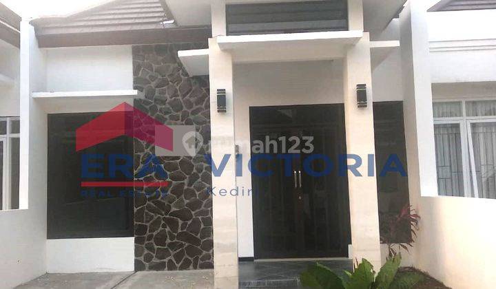 Rumah DIJUAL Perumahan Mojoroto Premier Regency 10 menit dari SMAN 5 Taruna Brawijaya, UNIK, SMAN 1,2 Kediri, SMAK St Agustinus, SMPN 4,8 Kediri 1