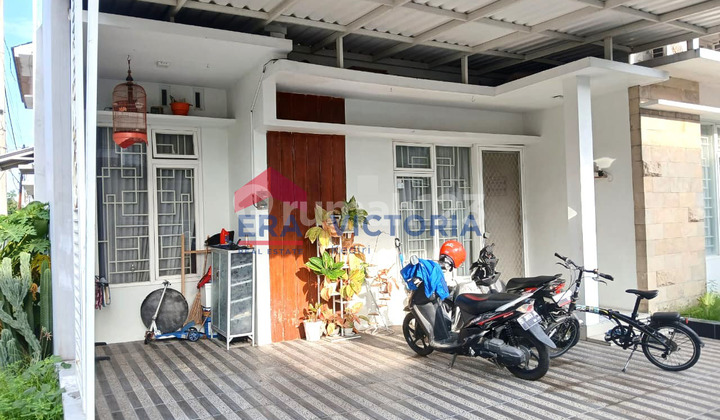 Rumah Bagus Furnished SHM Jombang, Jombang