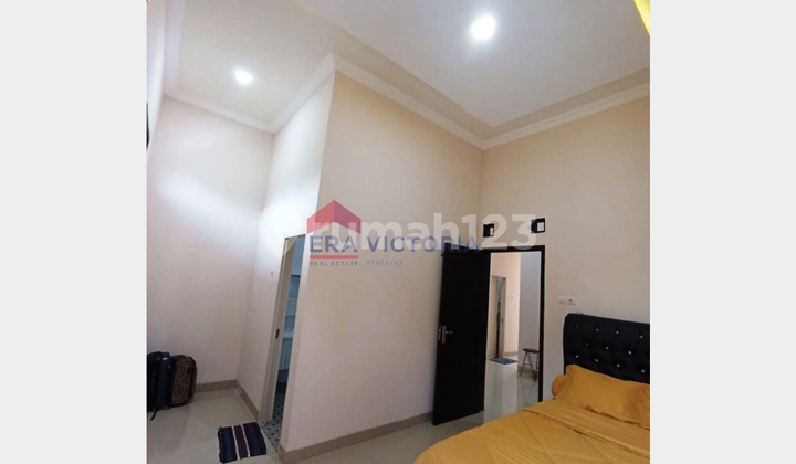 Dijual Rumah Mewah Dibuat Dengan Material Pilihan Kualitas Menengah Ke Atas, Nyaman Untuk Hunian, 5 Menit Ke Mushollah Terdekat, 30 Menit Ke Tempat Wisata Candi Tondowongso, Dekat Jalan Raya 2