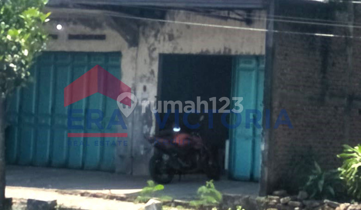 Ruko Bagus 184 M2 SHM Sukomoro, Nganjuk Lantai Atas Cor