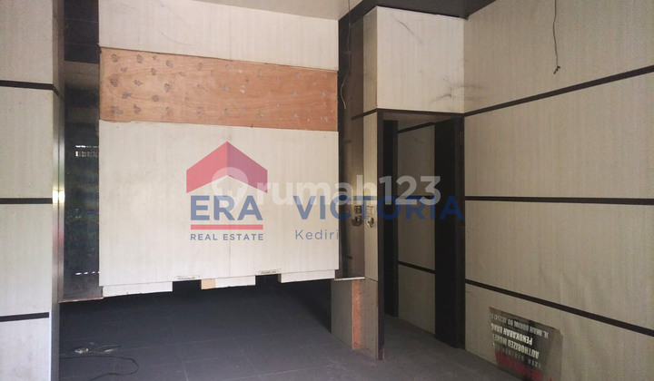 Shop House in a Strategic Location on Kediri City's Main Road 2