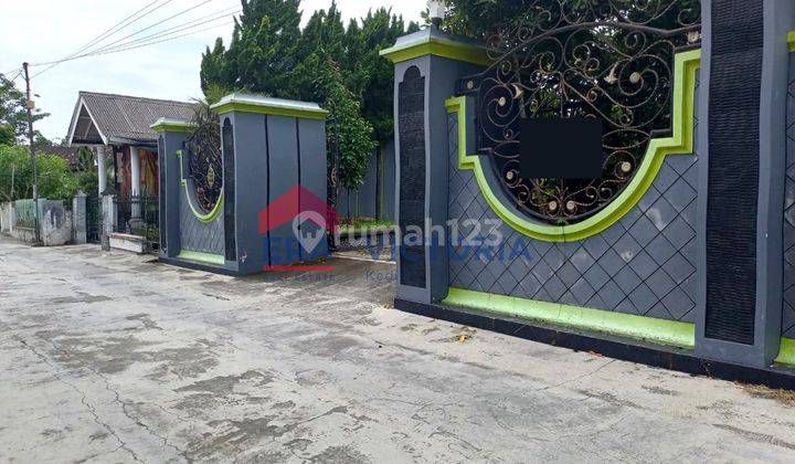 Rumah DIJUAL di Ds Tawang Kec Wates Kab Kediri Terdapat Ruang Karaoke, 2 Menit ke Pasar Wates 2