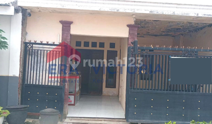 Ready-to-Occupy 1-Story House in Kwadungan Kediri Housing