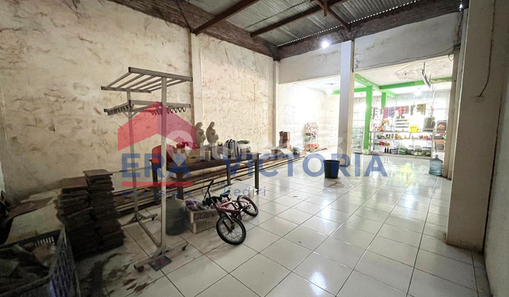 Shop House 5 KM from Kampung Inggris Pare, Kediri Regency 2