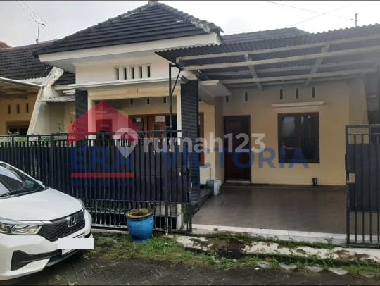 Rumah Siap Huni Dalam Perumahan di Pusat Kota Kediri Dekat Stadion Brawijaya