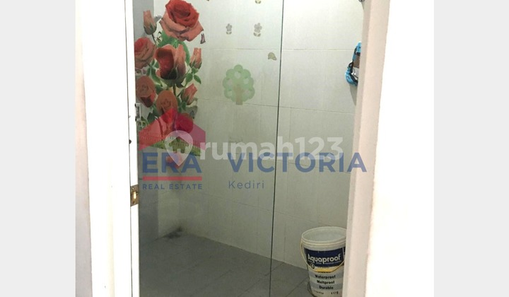 Rumah Dalam Perumahan Aman & Nyaman Keaman 24 Jam One Gate System di Semampir Kota Kediri 2