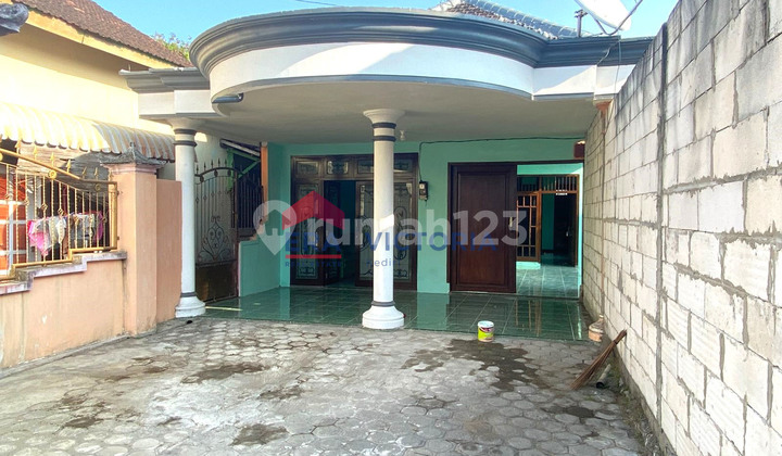 Rumah Bagus Furnished SHM Prambon, Nganjuk