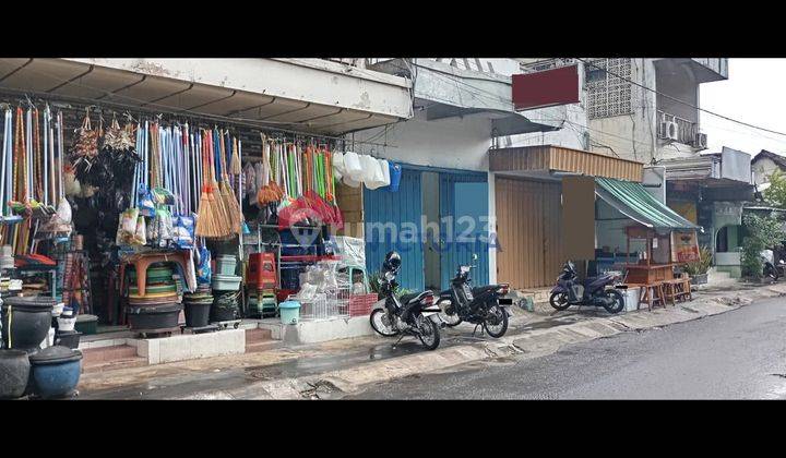 Ruko Dijual 3 Lantai, Lantai 2 Bisa Digunakan Untuk Tempat Tinggal 2