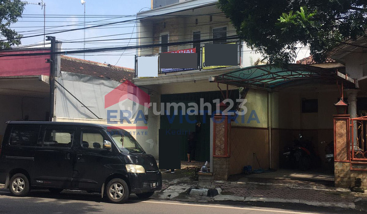 Shop for Rent with Remaining Land at the Back, Mojoroto, Kediri