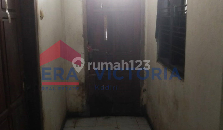 House + Business Space Mojoroto Kediri City Beside Main Road 2