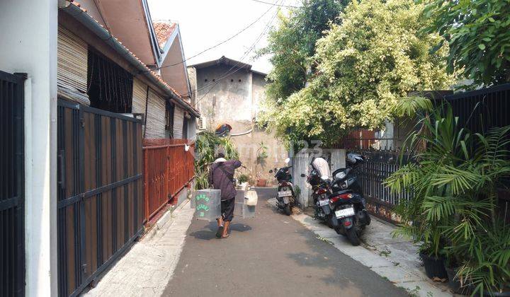 Rumah Tua Murah di Jl Haji Mahali 1,Gandaria Utara,kebayoran Lama 2