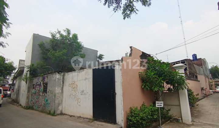 Very Cheap Commercial Land in Kuningan Barat, West Kuningan, South Jakarta Very Cheap Commercial Land in Kuningan Barat, West Kuningan, South Jakarta