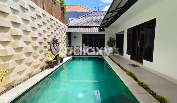 VILLA TAMAN JIMBARAN BADUNG, BALI