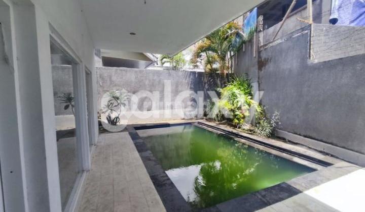 Rumah Semi Villa 2 Lantai di Taman Mumbul Nusa Dua Badung, Bali