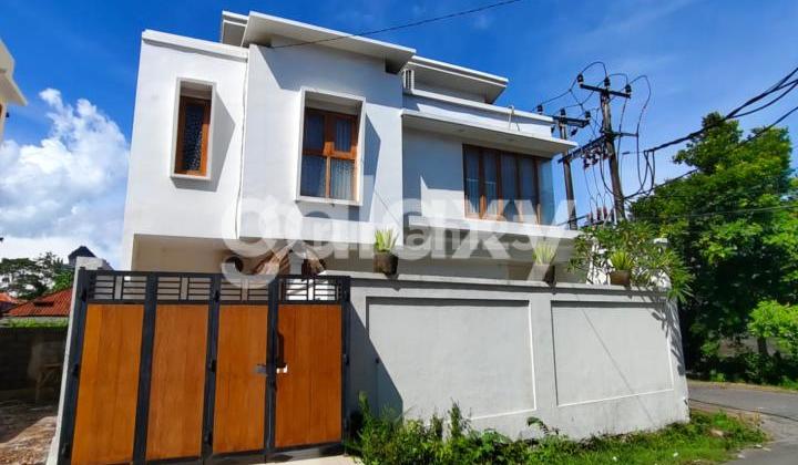 Minimalist 2-Story Villa at Bali Cliff Ungasan Badung, Bali Minimalist 2-Story Villa at Bali Cliff Ungasan Badung, Bali