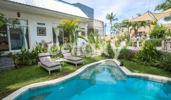 VILLA CANTIK 1 LANTAI BUKIT PERMAI JIMBARAN BADUNG, BALI 1