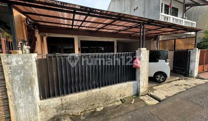Jual Rumah Hitung Tanah Taman Meruya Ilir Akses Tol 5 Menit