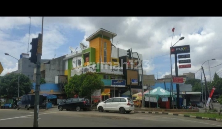 3-Story Shop House Corner Position Strategic Office Area Ciledug