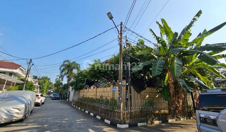 Dijual Rumah Dikomplek Green Garden Jakarta Barat  1